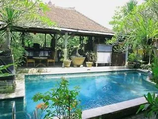 Depradha Guest house 2*
